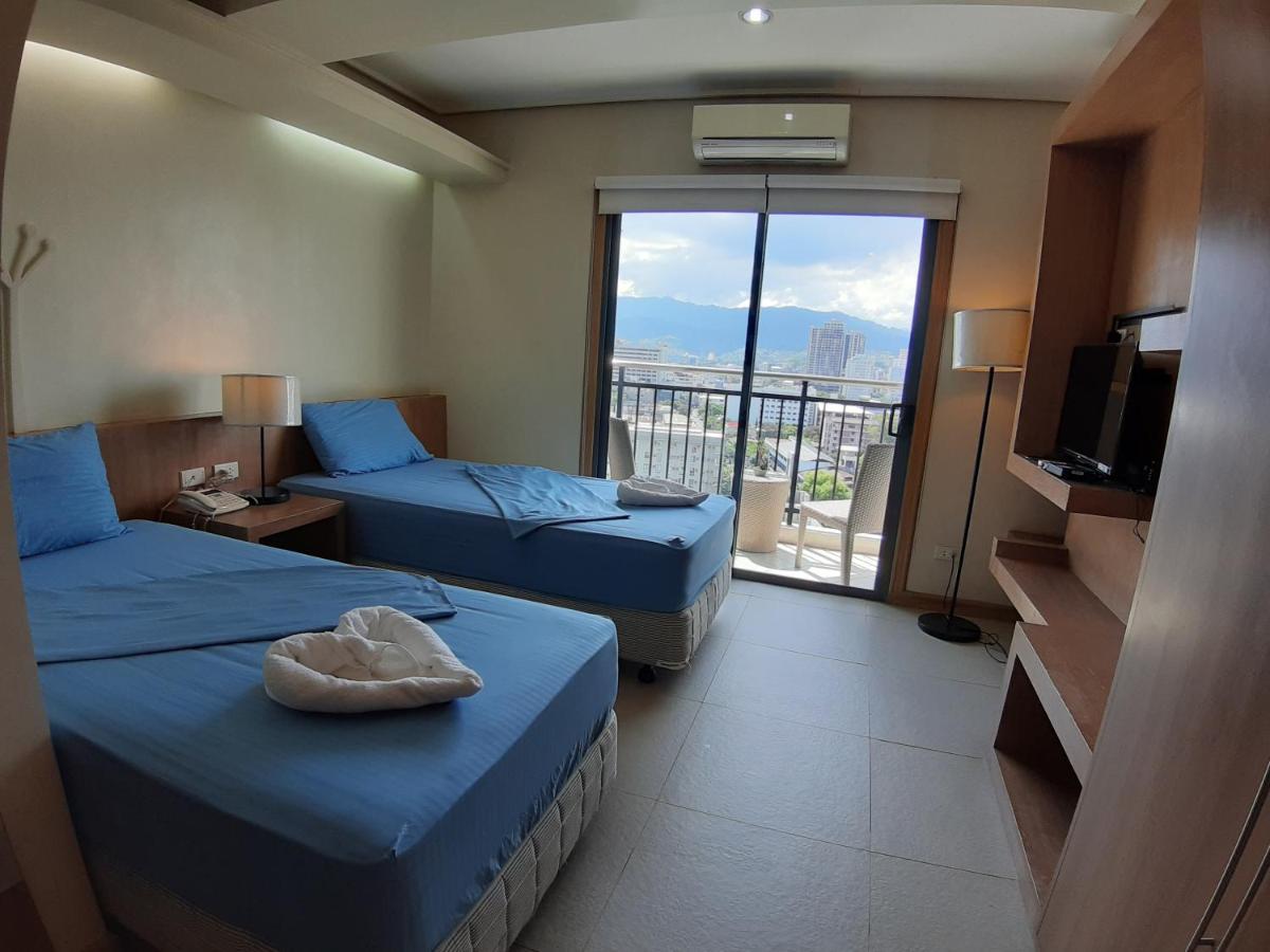 Cebu City Suites Ramos Tower By P&J Extérieur photo